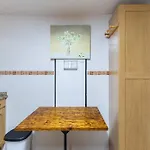 Casa De Abuelos *
